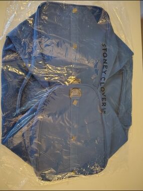 Stoney Clover Lane Berry Blue Travel Classic Full Size Duffle Bag Discontinued